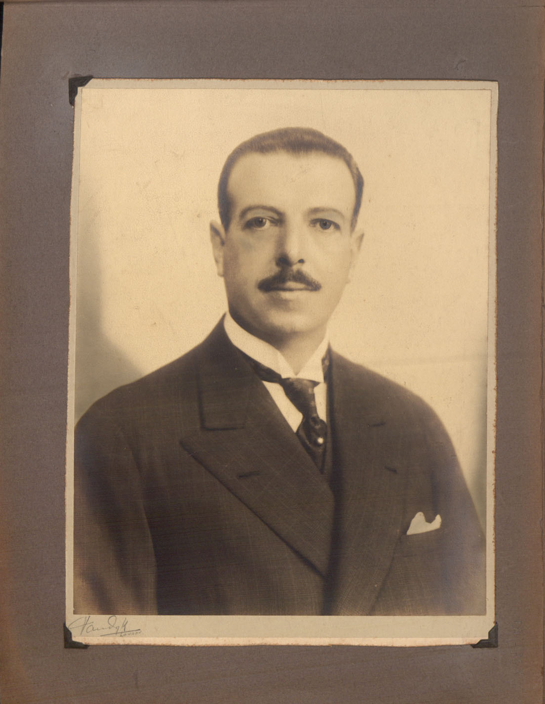 Exílio, anos finais e falecimento. Coleção Júlio Prestes. MIS